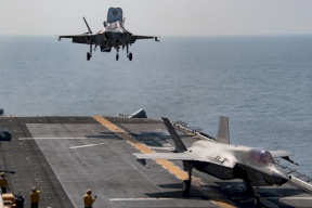 وصول أكثر من 50 مقاتلة تصل المنطقة خلال 24 ساعة استعدادا لضرب إيران