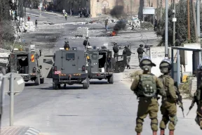 قوات الاحتلال تشن حملة مداهمات واسعة في اللبن الشرقية جنوب نابلس