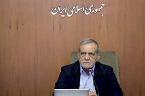 Bezeshkian : Le Conseil de direction intérimaire après Khamenei "a commencé son travail"