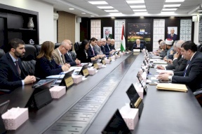 رئيس الوزراء يعلن الانعقاد الدائم لخلية الطوارئ لتأمين احتياجات الفلسطينيين