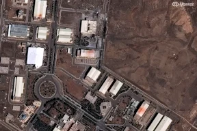 صور أقمار صناعية ترصد أضرارا في مجمع نطنز النووي في إيران