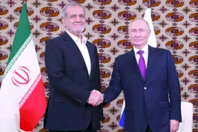 الكرملين: بيزشكيان يعرض على بوتين مستجدات "المرحلة الحرجة" من النزاع