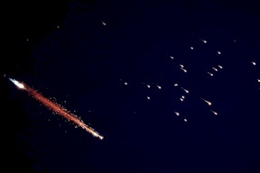 إسرائيل تستعد لتصاعد الهجمات الصاروخية من إيران إذا توقفت هجماتها ضد الخليج