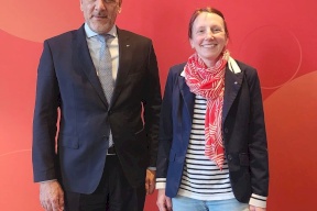 السفير الإسرائيلي لدى برلين ينتقد لقاء رئيسة جامعة ألمانية مع السفير الفلسطيني ليث عرفة 