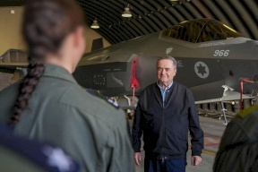 كاتس: الحرب على إيران لإحباط برنامجها النووي والصاروخي ونفوذها الإقليمي