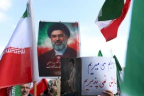 تقرير: المخابرات الأمريكية تستبعد انهيار النظام الإيراني