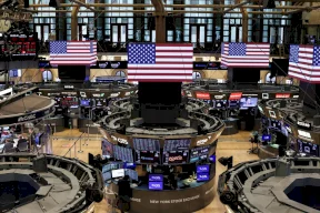 وول ستريت أمام منعطف تاريخي.. ما القصة؟