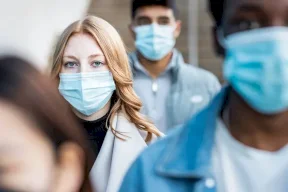 دراسة تكشف آثارا مقلقة لفوضى المضادات الحيوية خلال كورونا