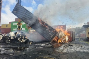 قصف إيراني يشعل النيران في ميناء حيفا ويكبّد خسائر بالملايين (فيديو) 