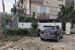 فيديو: صاروخ إيراني يحدث أضرارًا في جنوب تل أبيب