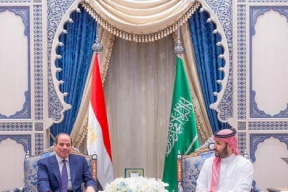 ولي العهد السعودي والرئيس المصري يناقشان تداعيات التصعيد العسكري في المنطقة