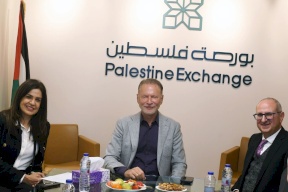 بشار المصري يزور بورصة فلسطين