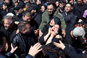 تقرير: مقتل أكثر من 1900 شخص في إيران منذ بدء الحرب