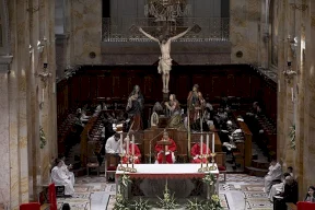 "لأول مرة منذ قرون": الاحتلال يمنع قداس أحد الشعانين في كنيسة القيامة بالقدس