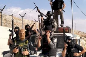 قناة عبرية: الأمن الفلسطيني نقل أسلحة متطورة من طولكرم إلى جنين الأسبوع الماضي