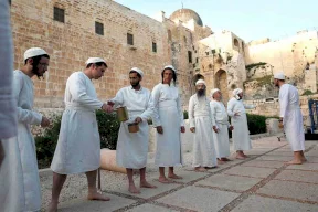 Settlers Perform Talmudic Rituals at the Sahira Gate