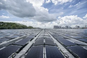 شراكة بين "مصدر" و"توتال إنرجيز" بـ2.2 مليار دولار للتوسع في الطاقة المتجددة بآسيا