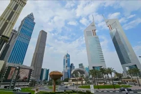 الكويت والإمارات تعلنان التصدي لـ"مسيرات معادية" وإيران تؤكد جهوزية قواتها