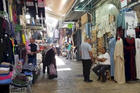 القدس: الاحتلال يجبر المحال التجارية في البلدة القديمة على الإغلاق