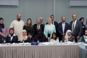 بنك الإسكان بالشراكة مع البنك الأوروبي للإعمار والتنمية وغرفة تجارة جنوب الخليل يعقد دورة تدريبية في التسويق الرقمي لتمكين صاحبات المشاريع الصغيرة