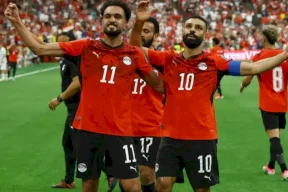 مصر تحقق فوزاً تاريخياً على نيوزيلندا بكأس العالم وتقترب من دور الـ32