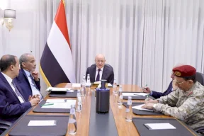 الرئاسي اليمني: تسيير رحلة إيرانية إلى صنعاء خرق صارخ للسيادة