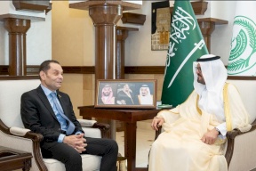 Ambassador Hadi Shibli Meets Deputy Emir of Mecca Region