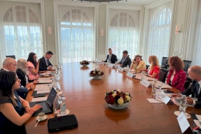 Une session de consultations politiques entre l'État de Palestine et la Suisse
