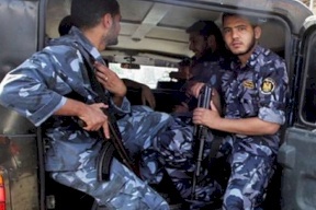 حماس تحتجز الصحفي في "الأيام" حسن جبر