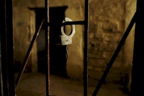 أسير مقدسي يدخل عامه الـ23 في سجون الاحتلال