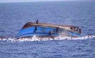 "الخارجية": سفارتنا في تونس تتابع قضية غرق مركب للمهاجرين