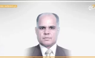 من نصدق سموترتش أم كتبهم الدينية؟
