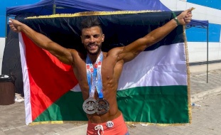 سيف أبو سالم يحصد فضيتيّن في بطولة آسيا لكمال الأجسام بفئة "الفيزيك"