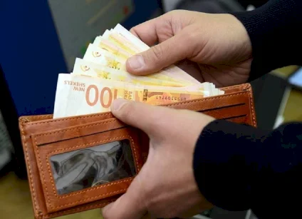 بيانات إسرائيلية: السلطة الفلسطينية دفعت نحو نصف مليار شيكل لأهالي منفذي العمليات