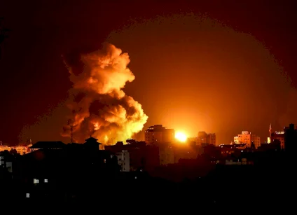 محدث: 4 شهداء بينهم طفلة وعدة إصابات في قصف إسرائيلي على مدينة غزة