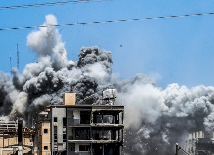 استشهاد مواطن وإصابة ستة آخرين في قصف إسرائيلي جنوب غرب مخيم البريج