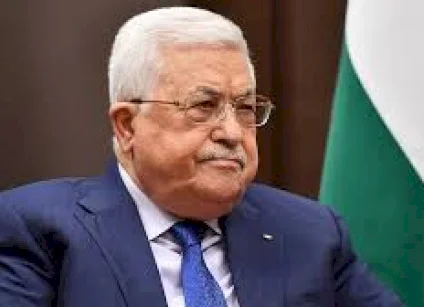 President Abbas directs the government to send a delegation to UNESCO for consultation on education curricula