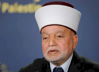 مفتي فلسطين: الجمعة أول أيام عيد الفطر