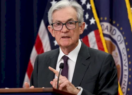 باول يتجه لخفض أسعار الفائدة رغم انقسام الفيدرالي