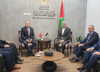 عصفور: منطقة جنين الصناعية مشروع وطني لتوسيع القاعدة الانتاجية 