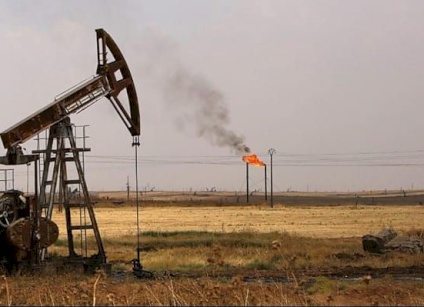 تراجع طفيف لأسعار النفط وسط تصاعد التوترات وترقب عودة الإمدادات الإيرانية