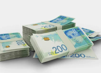 المالية: رواتب الموظفين اليوم بنسبة لا تقل عن 50% وبحد أدناه 2000 شيكل