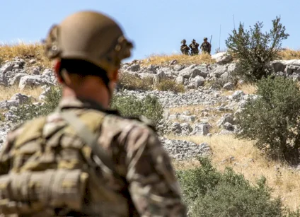 حزب الله يعلن التصدي لإنزال إسرائيلي شاركت فيه 15 مروحية