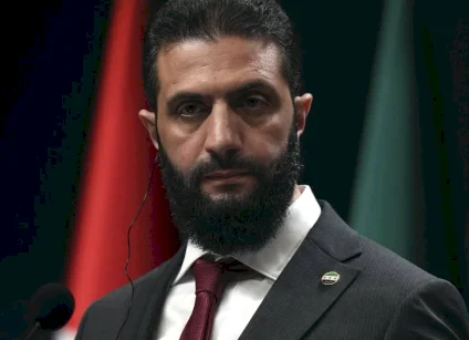 الشرع يؤكد العمل على إبعاد بلاده عن النزاع في الشرق الأوسط