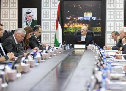 مجلس الوزراء يطالب بتحرك عاجل ضد إقامة 17 مستوطنة جديدة