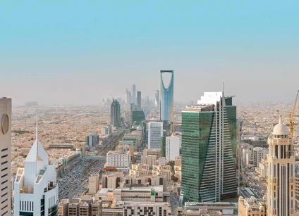 الإسكان يقود تعافي البناء في السعودية رغم ضغوط التكاليف