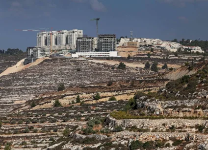 فرنسا وسويسرا تدينان قرارات إسرائيل بتعميق ضمّ الضفة الغربية