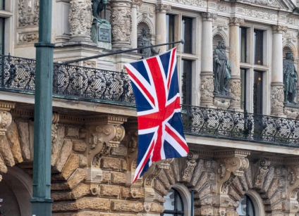 القنصلية البريطانية: مصدمون من قتل المستوطنين لخمسة فلسطينيين