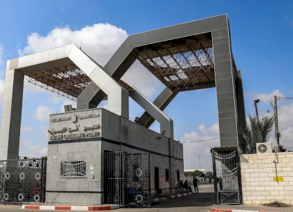 عودة 46 فلسطينيا إلى غزة عبر معبر رفح وسط قيود مشددة