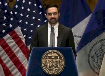 ممداني يستشهد بالقرآن والهجرة النبوية للدفاع عن حقوق المهاجرين في أمريكا